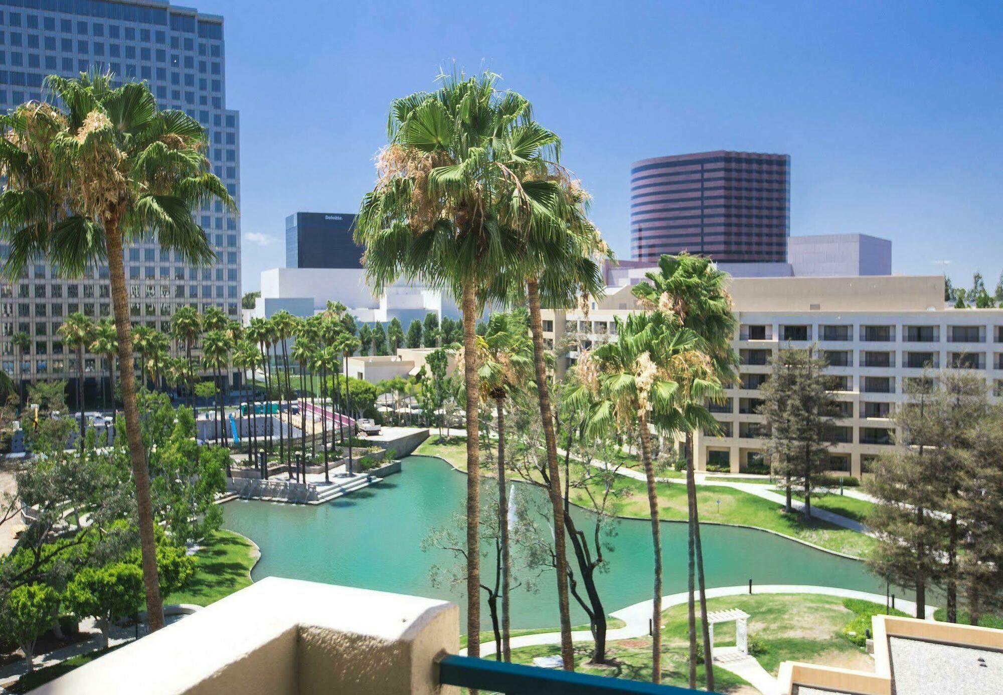 Costa Mesa Marriott Exterior foto
