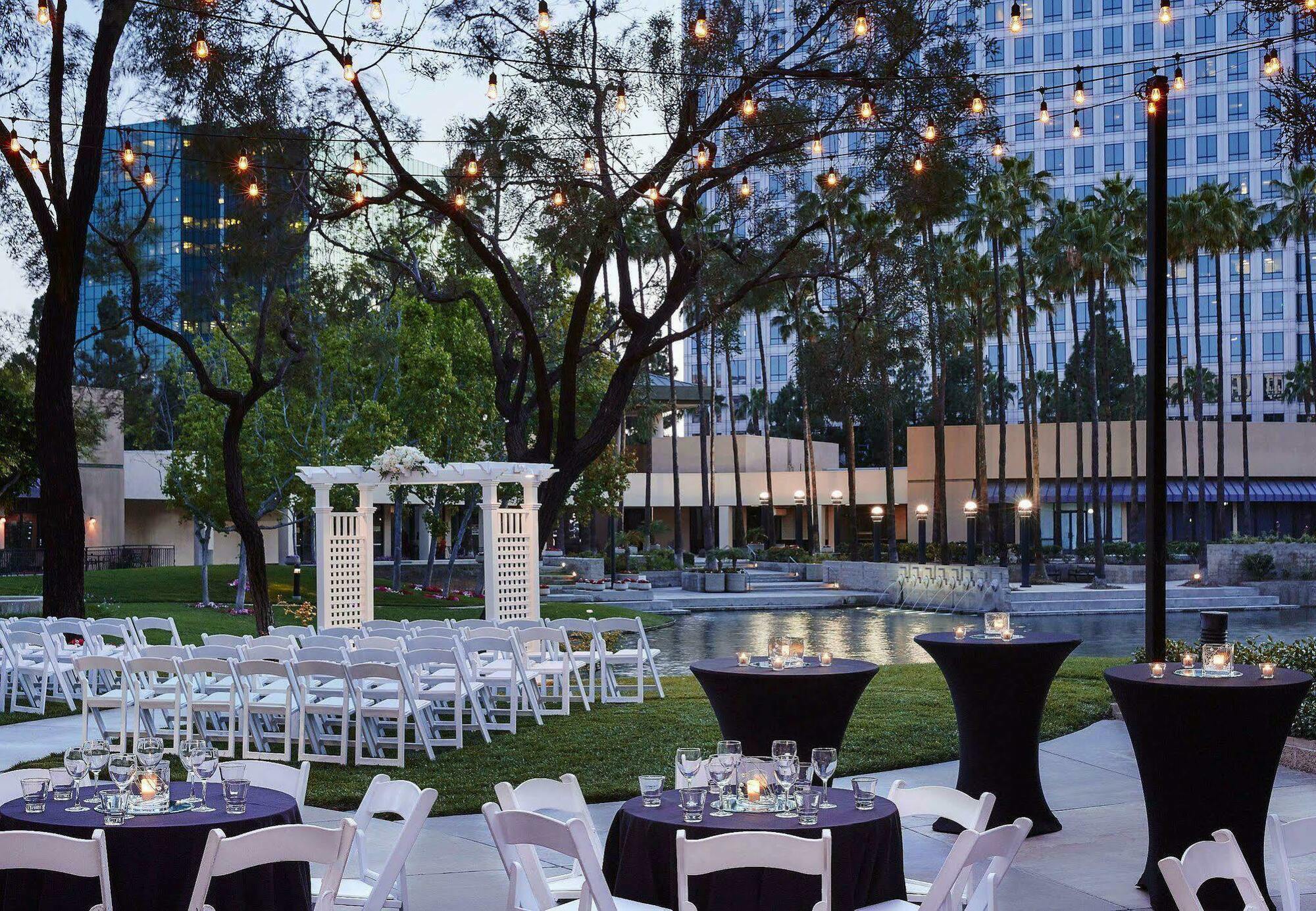 Costa Mesa Marriott Exterior foto